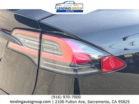 Used 2017 Tesla Model X 75D image 8