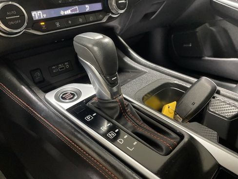 Used 2024 Nissan Sentra SR w/ SR Premium Package image 31