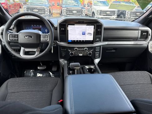 Used 2026 Ford F150 XLT w/ XLT Black Appearance Package RWD image 7