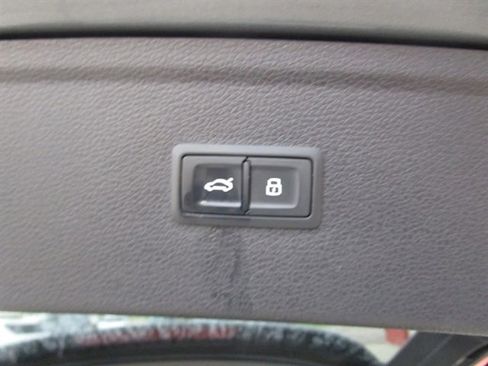 Used 2018 Audi Q5 Prestige image 19