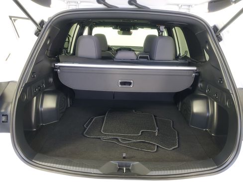 Used 2026 Subaru Forester Premium image 32