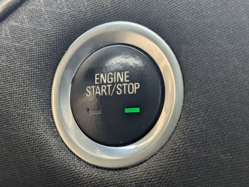 Used 2020 Chevrolet Malibu LT FWD image 29