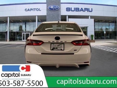 Used 2023 Toyota Camry SE FWD image 5