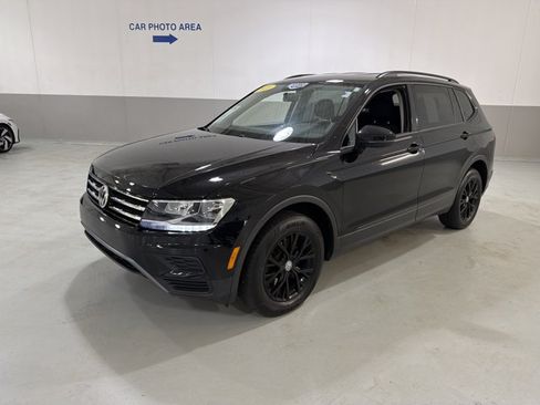 Used 2021 Volkswagen Tiguan S FWD image 4