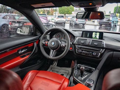 Used 2018 BMW M4 Coupe image 26