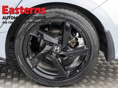 Used 2022 Honda Civic Touring image 31