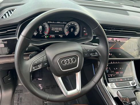 Used 2022 Audi Q8 Premium Plus w/ Premium Plus Package image 13