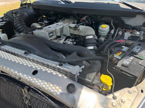 Used 1999 Dodge Ram 2500 Truck 2WD Quad Cab image 17