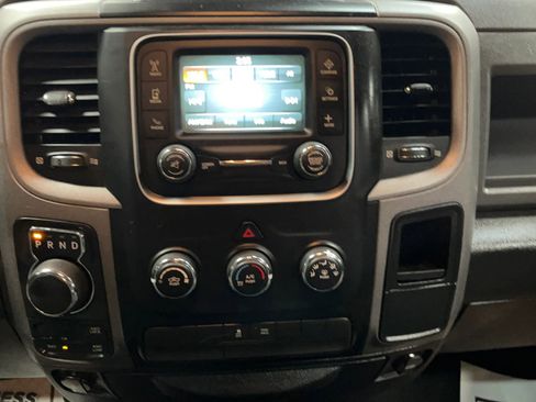 Used 2017 RAM 1500 Express w/ Black Ram 1500 Express Group AWD/4WD image 29