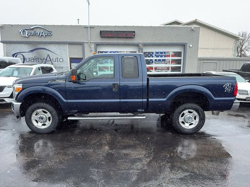 Used 2014 Ford F250 XLT w/ Snow Plow Prep Package image 1