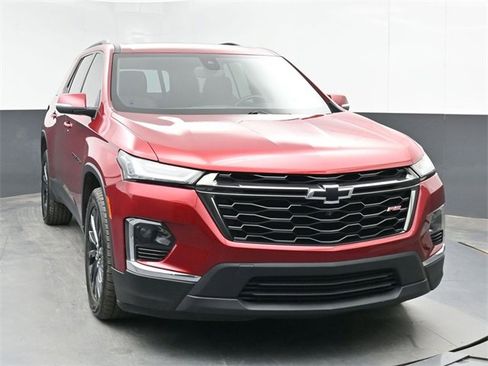 Used 2023 Chevrolet Traverse RS w/ LPO, Floor Liner Package image 3