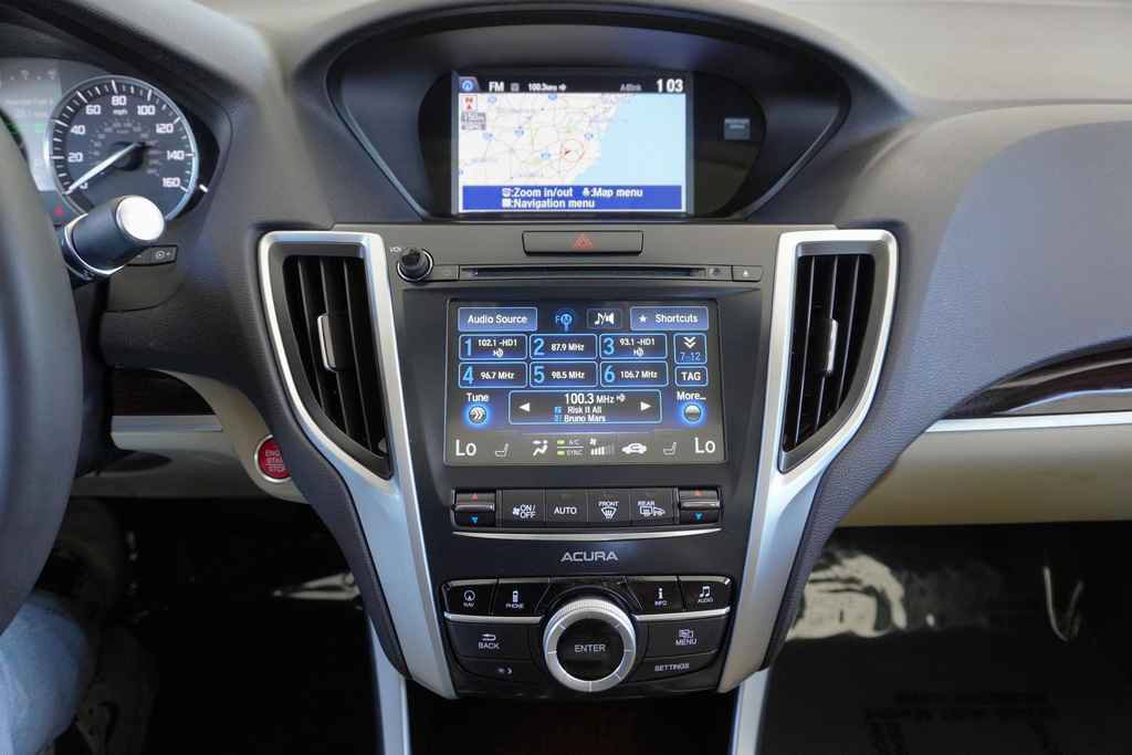 Used 2015 Acura TLX w/ Technology Package FWD image 13