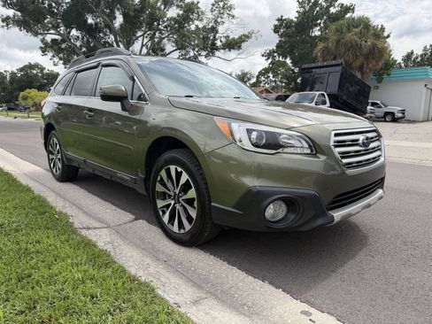 Used 2017 Subaru Outback 2.5i Limited AWD/4WD image 2