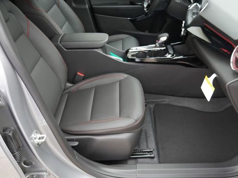 New 2026 Chevrolet Trax RS image 20