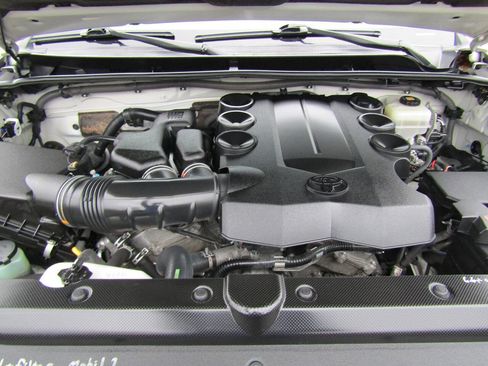 Used 2019 Toyota 4Runner Limited image 21