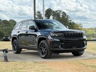 Used 2024 Jeep Grand Cherokee Altitude video 1