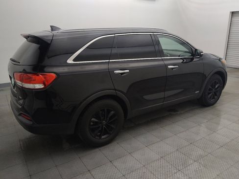 Used 2016 Kia Sorento AWD image 10