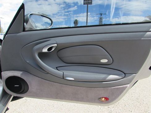 Used 2002 Porsche 911 Carrera RWD image 27