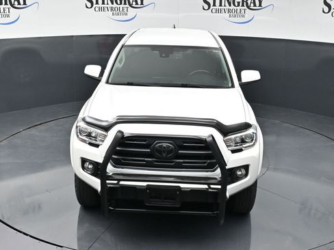 Used 2018 Toyota Tacoma SR5 image 10
