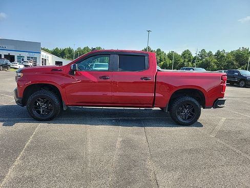 Used 2021 Chevrolet Silverado 1500 LT Trail Boss w/ Convenience Package II AWD/4WD image 4