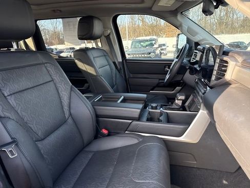 Used 2023 Toyota Tundra Limited image 12