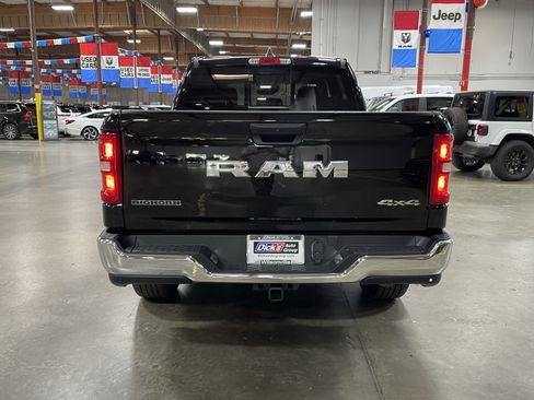 Certified 2025 RAM 1500 Big Horn AWD/4WD image 4
