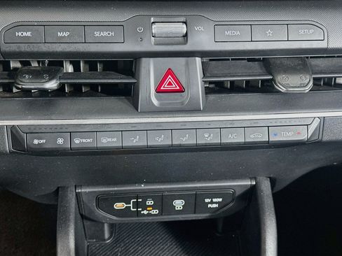 Used 2025 Kia K4 FWD image 22