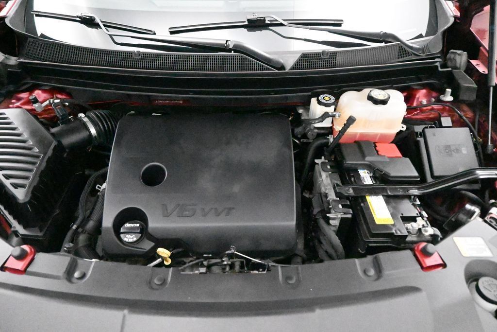 Used 2020 Chevrolet Traverse RS w/ LPO, Floor Liner Package AWD/4WD image 25