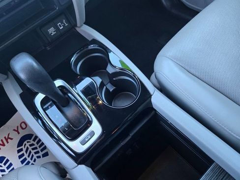 Used 2018 Honda Ridgeline RTL-E image 15