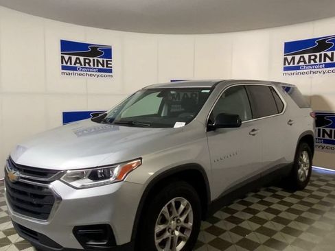 Used 2020 Chevrolet Traverse LS w/ LPO, Floor Liner Package FWD image 6