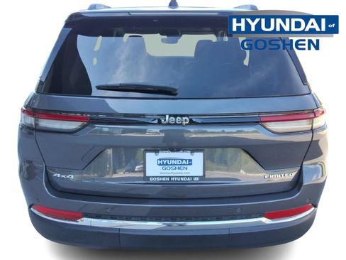 Used 2023 Jeep Grand Cherokee Limited AWD/4WD image 7