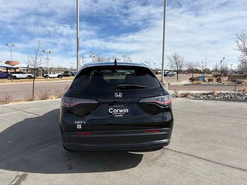 Used 2024 Honda HR-V LX image 7