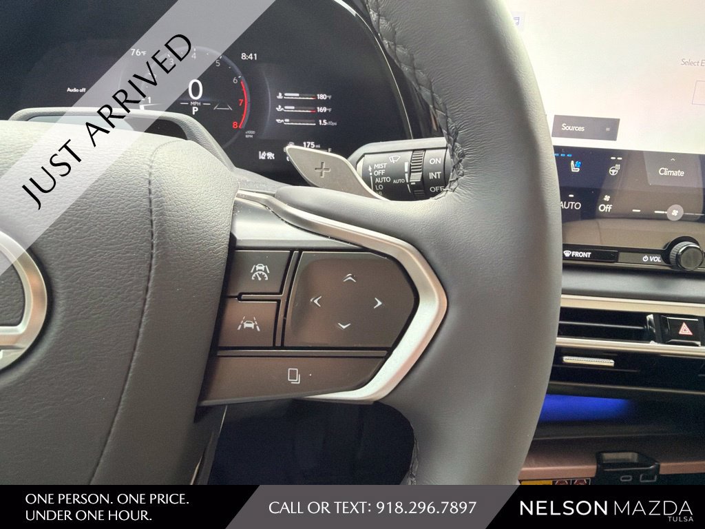 Used 2025 Lexus RX 350 AWD w/ Convenience Package image 15