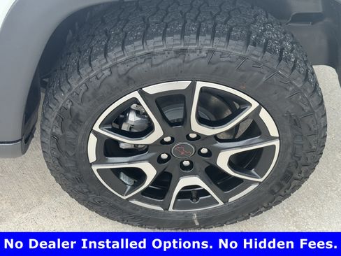 Used 2026 Jeep Compass Trailhawk AWD/4WD image 9
