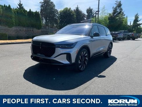 New 2026 Lincoln Nautilus Reserve AWD/4WD image 1