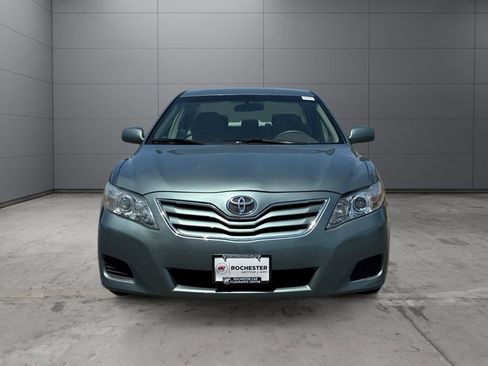 Used 2011 Toyota Camry LE w/ LE Extra-Value Pkg FWD image 8