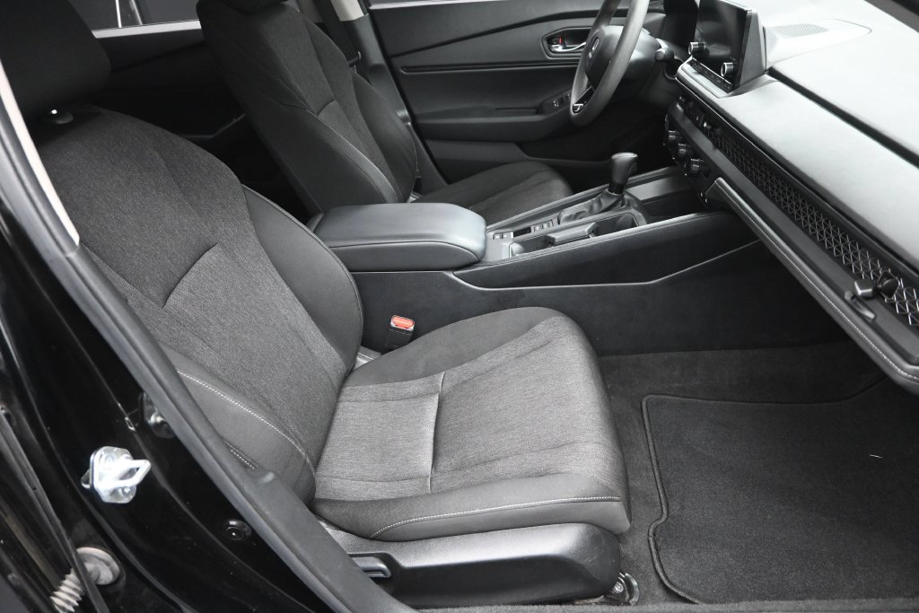 Used 2023 Honda Accord EX image 33