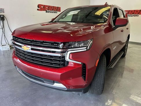 Used 2024 Chevrolet Tahoe LT RWD image 7