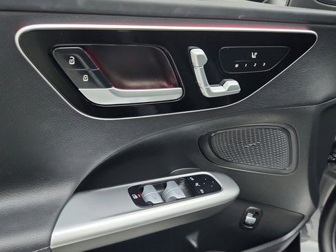 Certified 2022 Mercedes-Benz C 300 Sedan image 17