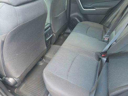 Certified 2025 Toyota RAV4 LE AWD/4WD image 11