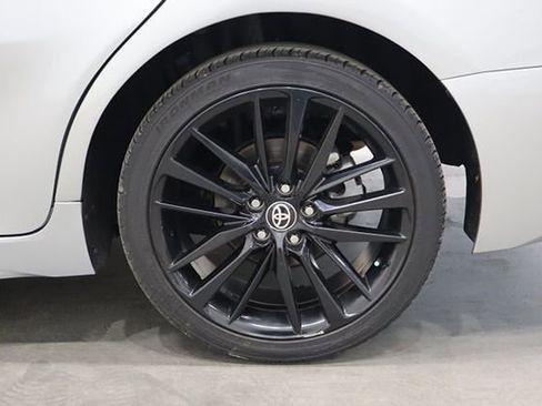 Used 2022 Toyota Camry SE image 37