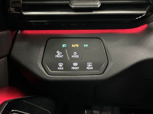 Used 2021 Volkswagen ID.4 Pro S w/ Gradient Package image 26