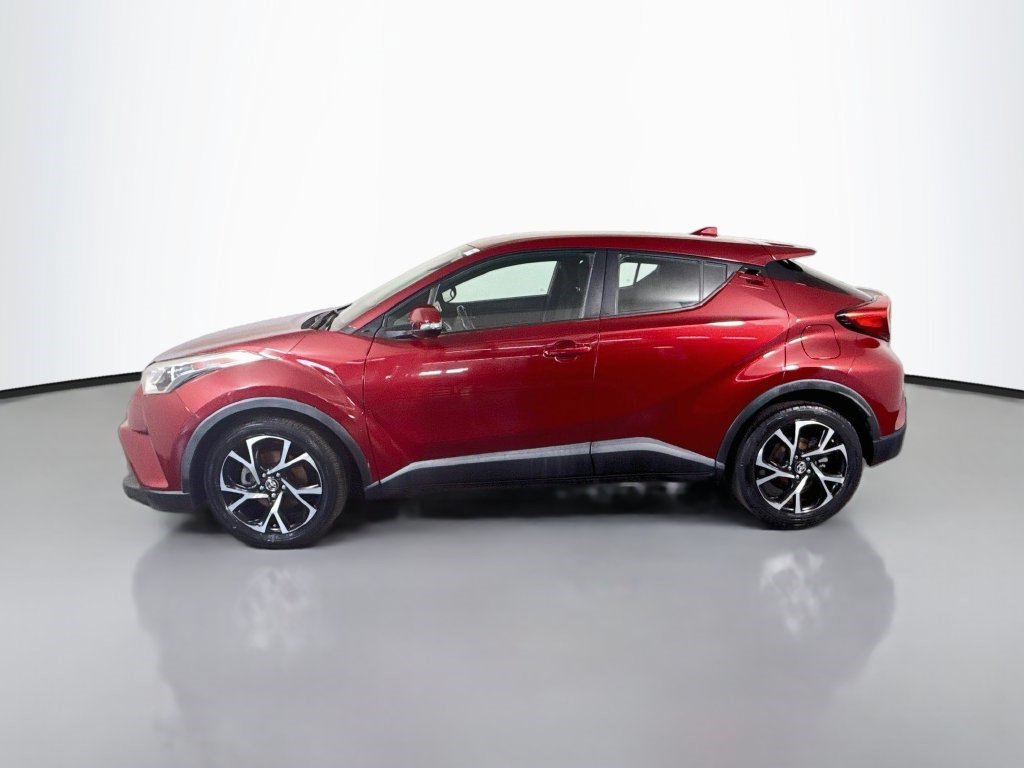 Used 2018 Toyota C-HR XLE FWD image 6