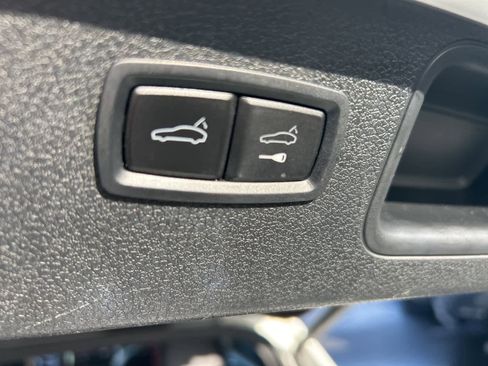 Used 2023 Porsche Macan image 27