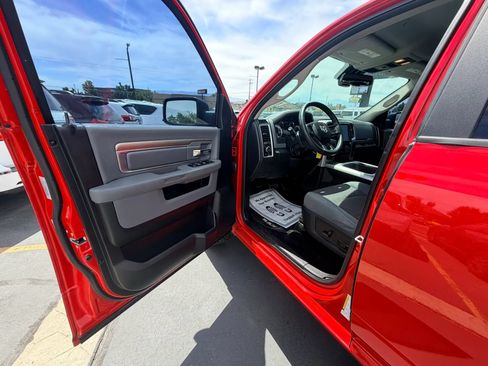 Used 2017 RAM 1500 Big Horn AWD/4WD image 10