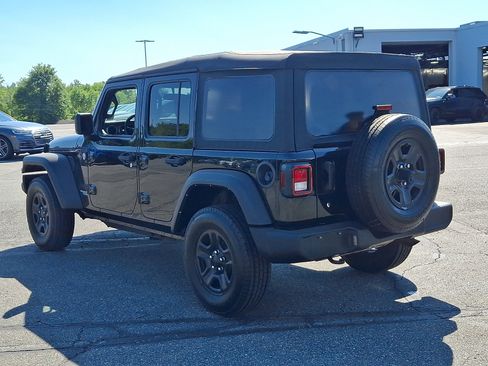 Used 2021 Jeep Wrangler Unlimited Sport AWD/4WD image 4