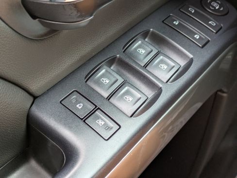 Used 2018 Chevrolet Silverado 1500 LT w/ All Star Edition image 22