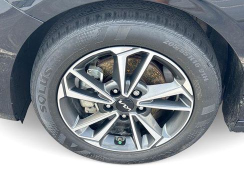Used 2023 Kia Forte LXS FWD image 18