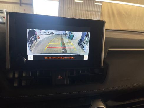 Certified 2025 Toyota RAV4 XLE AWD/4WD image 22