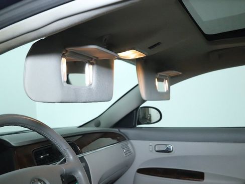 Used 2009 Buick LaCrosse CX image 23